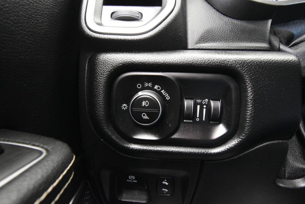 2021 RAM 1500 Laramie 4x4 4dr Crew Cab 5.6 ft. SB Pickup, , Mileage: 109,869 - photo 27