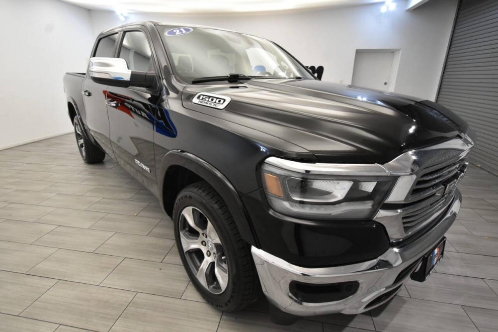 2021 RAM 1500 Laramie 4x4 4dr Crew Cab 5.6 ft. SB Pickup, , Mileage: 109,869 - photo 6