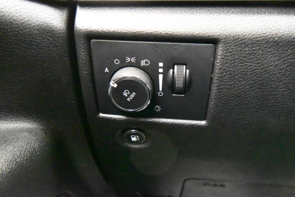 2021 Jeep Grand Cherokee Trailhawk 4x4 4dr SUV, Gray, Mileage: 103,455 - photo 29