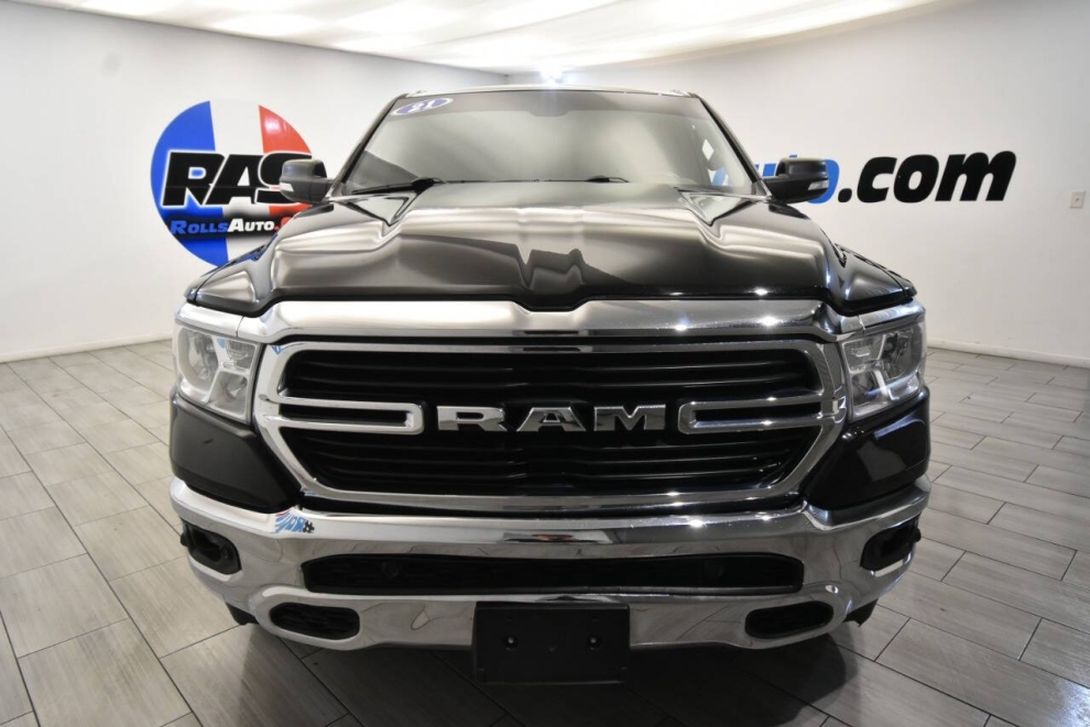 2021 RAM 1500 Big Horn 4x4 4dr Crew Cab 5.6 ft. SB Pickup, Black, Mileage: 73,944 - photo 7