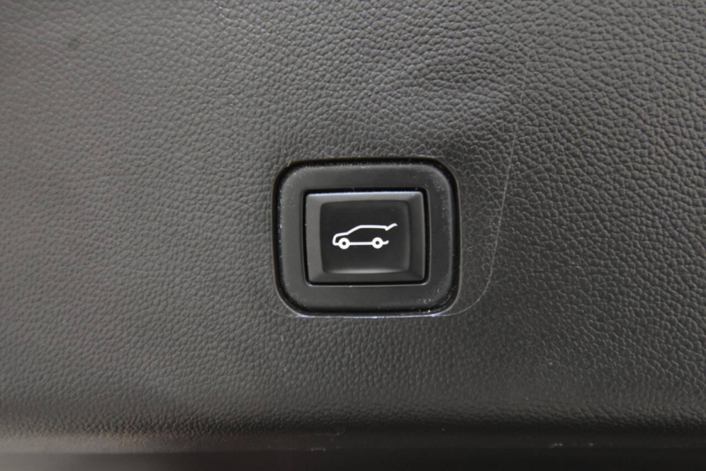 2021 Chevrolet Traverse LT Cloth 4dr SUV w/1LT, , Mileage: 99,069 - photo 36