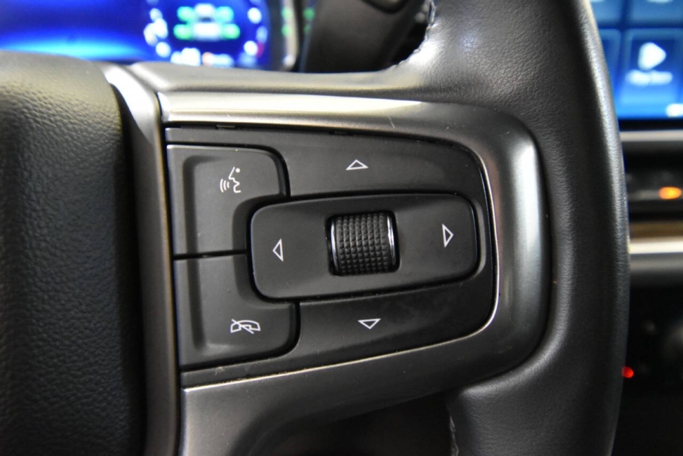 2023 Chevrolet Silverado 1500 LT 4x4 4dr Crew Cab 5.8 ft. SB w/1LT, Black, Mileage: 56,336 - photo 25