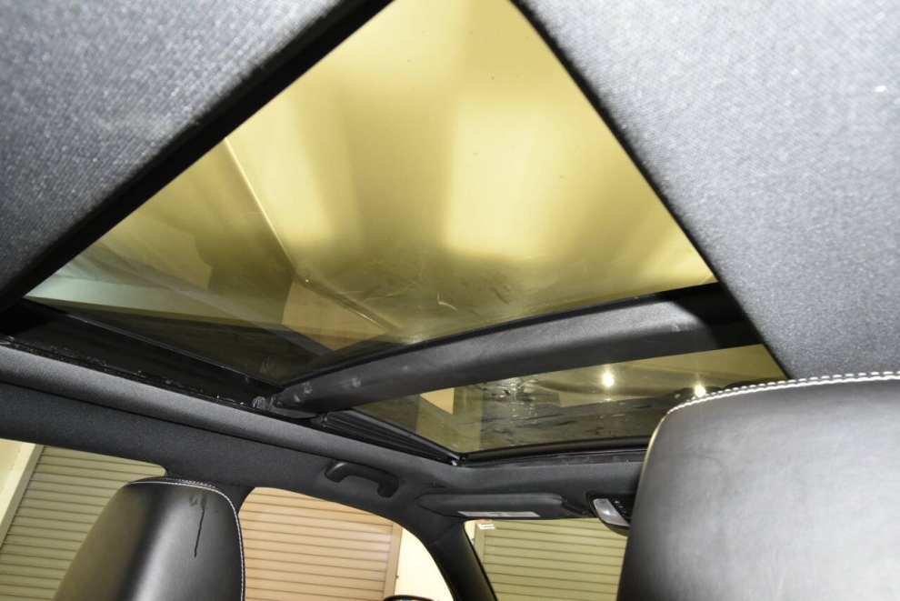 2023 Chrysler 300 S V6 4dr Sedan, , Mileage: 69,890 - photo 18