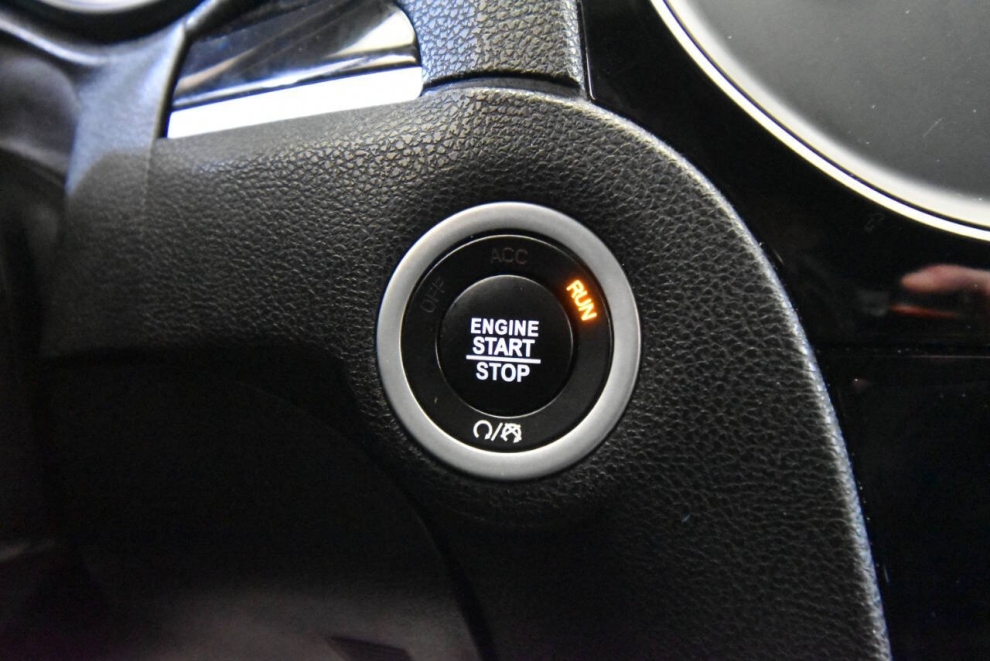 2023 Chrysler 300 S V6 4dr Sedan, , Mileage: 69,890 - photo 25