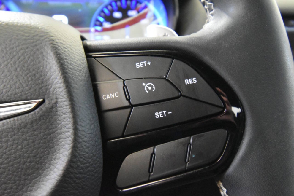 2023 Chrysler 300 S V6 4dr Sedan, , Mileage: 69,890 - photo 28