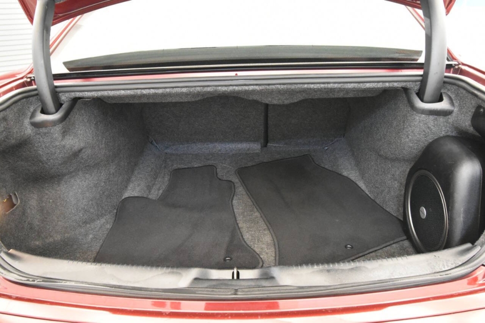 2023 Chrysler 300 S V6 4dr Sedan, , Mileage: 69,890 - photo 33