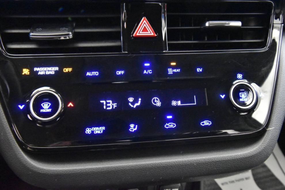 2020 Hyundai Ioniq Electric SE 4dr Hatchback, Black, Mileage: 35,696 - photo 19