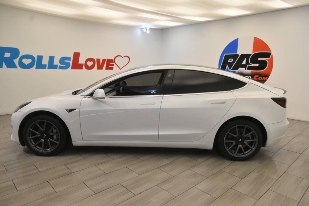 2020 Tesla Model 3 Standard Range Plus 4dr Sedan, White, Mileage: 101,429 - photo 1