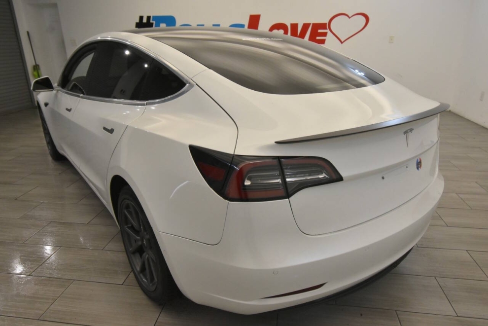 2020 Tesla Model 3 Standard Range Plus 4dr Sedan, White, Mileage: 101,429 - photo 2