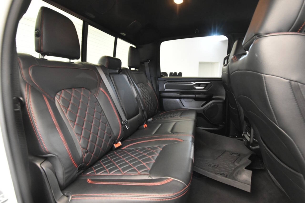 2020 RAM 1500 Big Horn 4x4 4dr Crew Cab 5.6 ft. SB Pickup, White, Mileage: 47,983 - photo 15