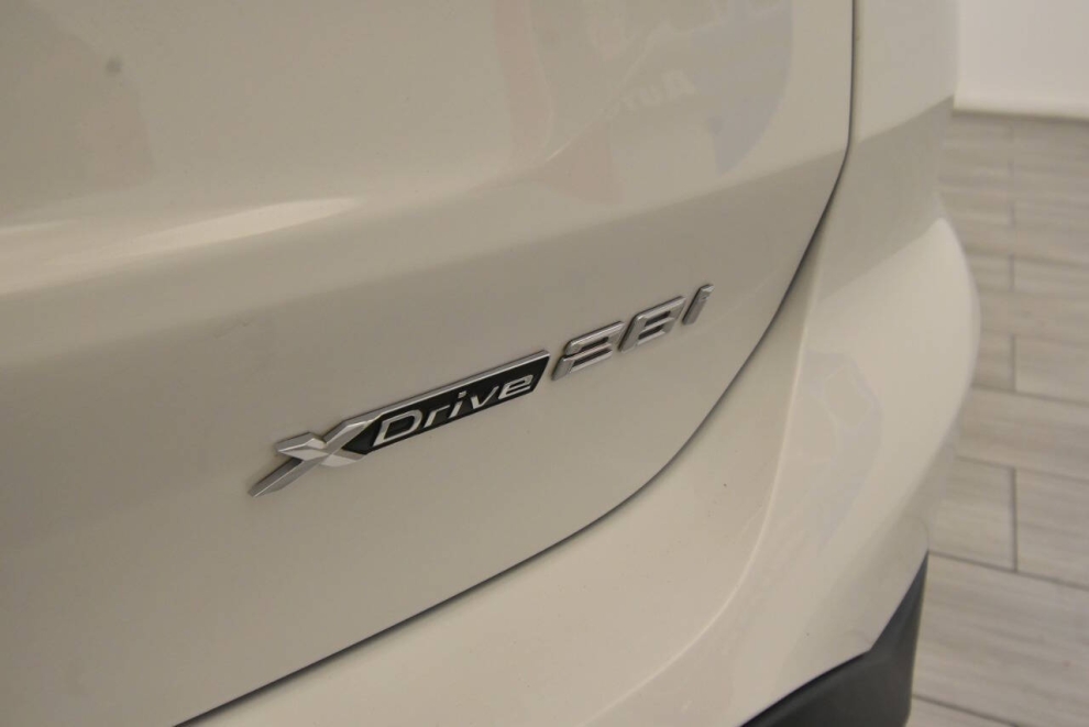 2021 BMW X1 xDrive28i AWD 4dr Sports Activity Vehicle, White, Mileage: 73,086 - photo 31