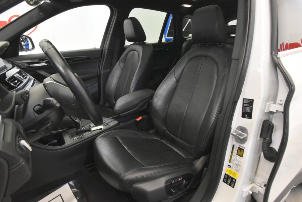 2021 BMW X1 xDrive28i AWD 4dr Sports Activity Vehicle, White, Mileage: 73,086 - photo 9