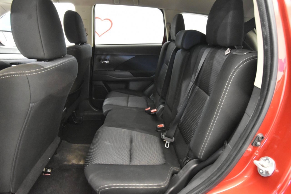 2016 Mitsubishi Outlander ES AWD 4dr SUV, Red,  - photo 13