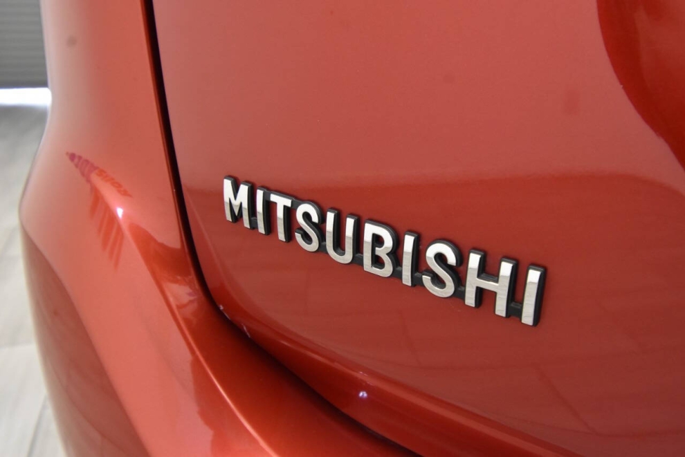 2016 Mitsubishi Outlander ES AWD 4dr SUV, Red,  - photo 29