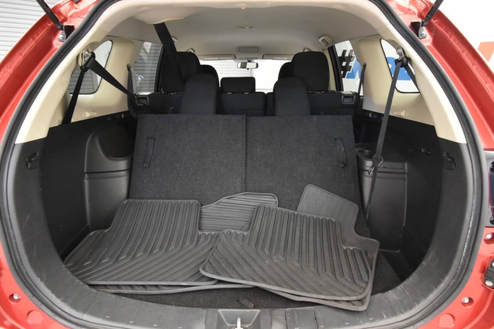 2016 Mitsubishi Outlander ES AWD 4dr SUV, Red,  - photo 31