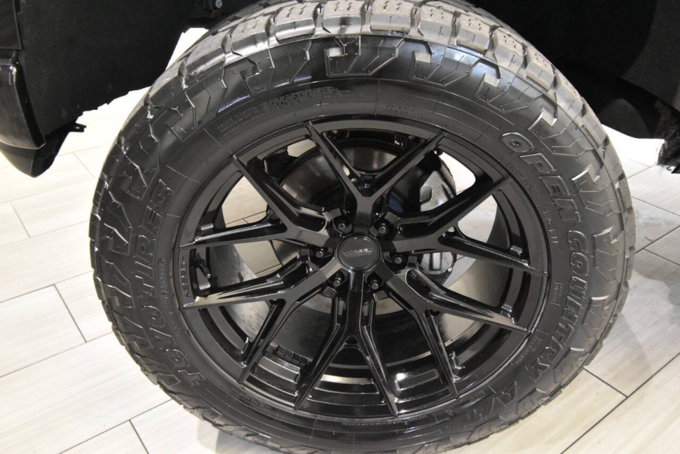 2020 Chevrolet Silverado 1500 LT TRAIL BOSS, Black, Mileage: 61,376 - photo 9