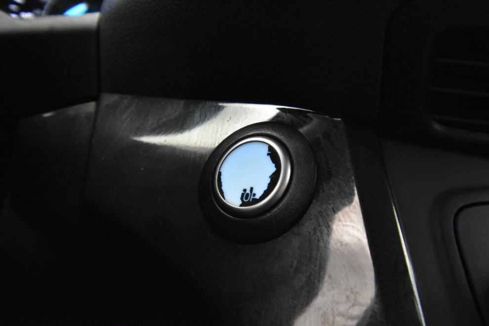 2017 Ford Escape Titanium AWD 4dr SUV, , Mileage: 64,906 - photo 22