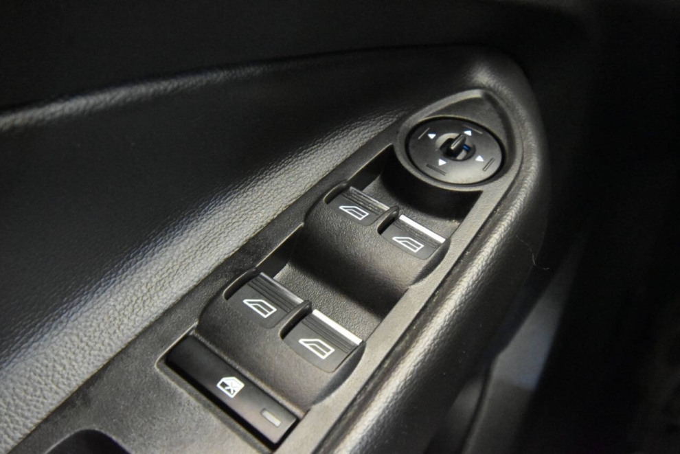 2017 Ford Escape Titanium AWD 4dr SUV, , Mileage: 64,906 - photo 28