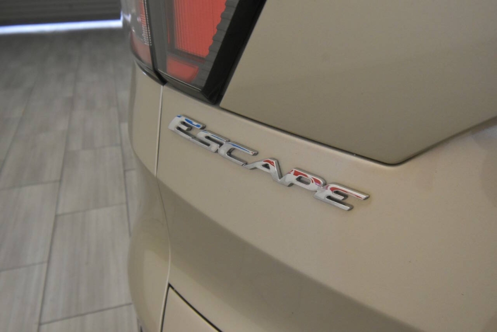 2017 Ford Escape Titanium AWD 4dr SUV, , Mileage: 64,906 - photo 29