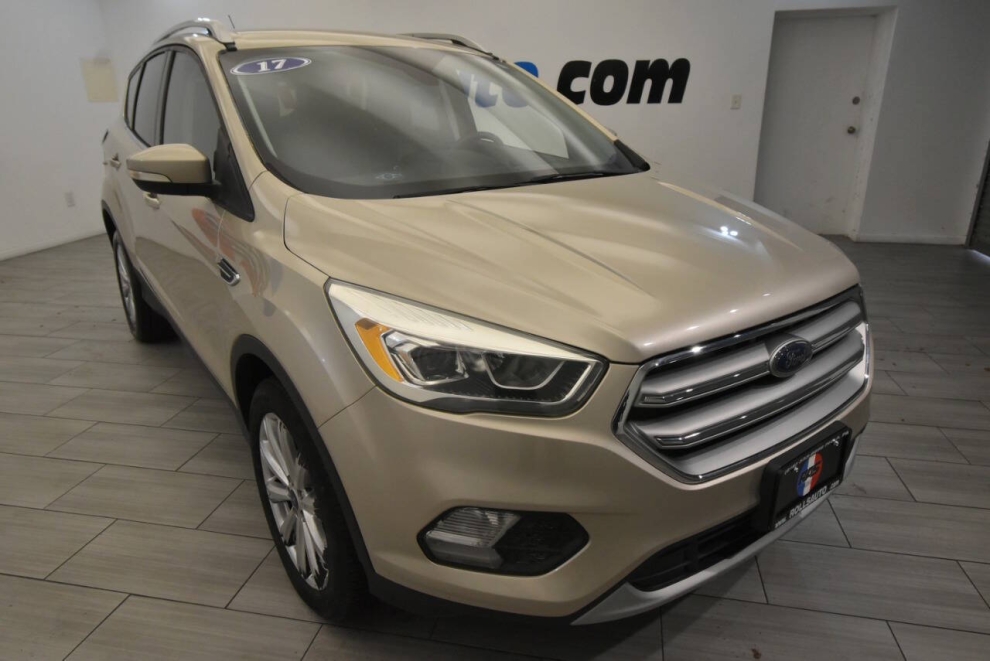 2017 Ford Escape Titanium AWD 4dr SUV, , Mileage: 64,906 - photo 6