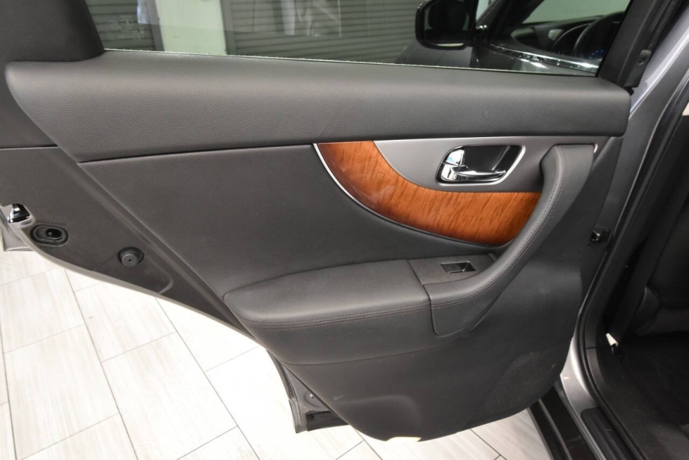 2015 Infiniti QX70 Base AWD 4dr SUV, , Mileage: 122,865 - photo 14