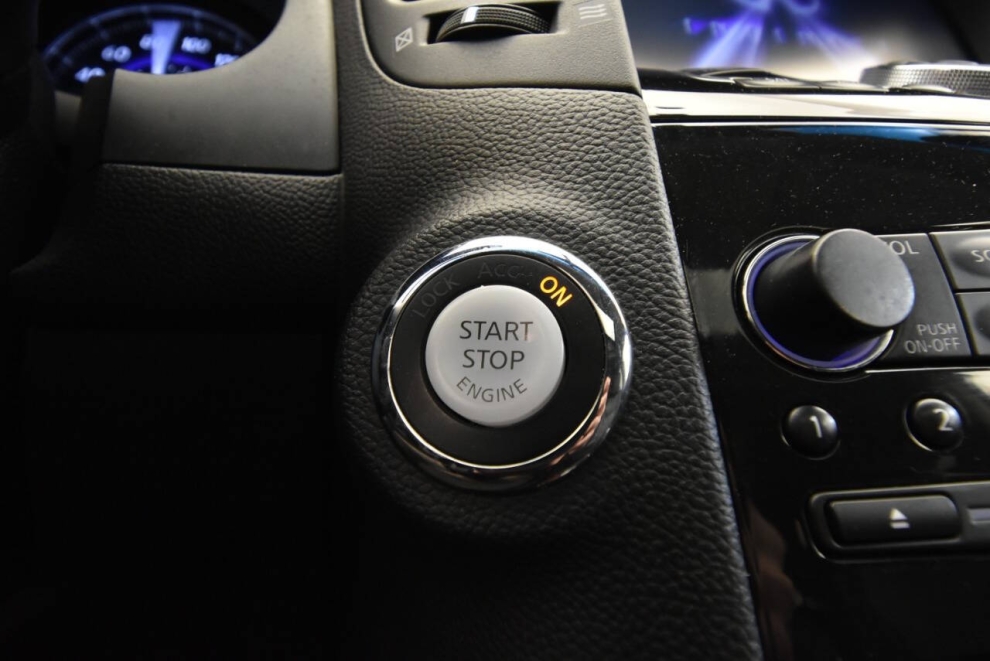 2015 Infiniti QX70 Base AWD 4dr SUV, , Mileage: 122,865 - photo 20