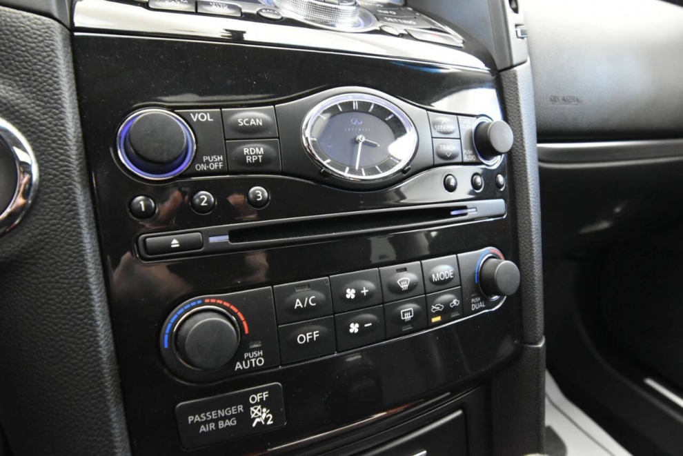 2015 Infiniti QX70 Base AWD 4dr SUV, , Mileage: 122,865 - photo 22