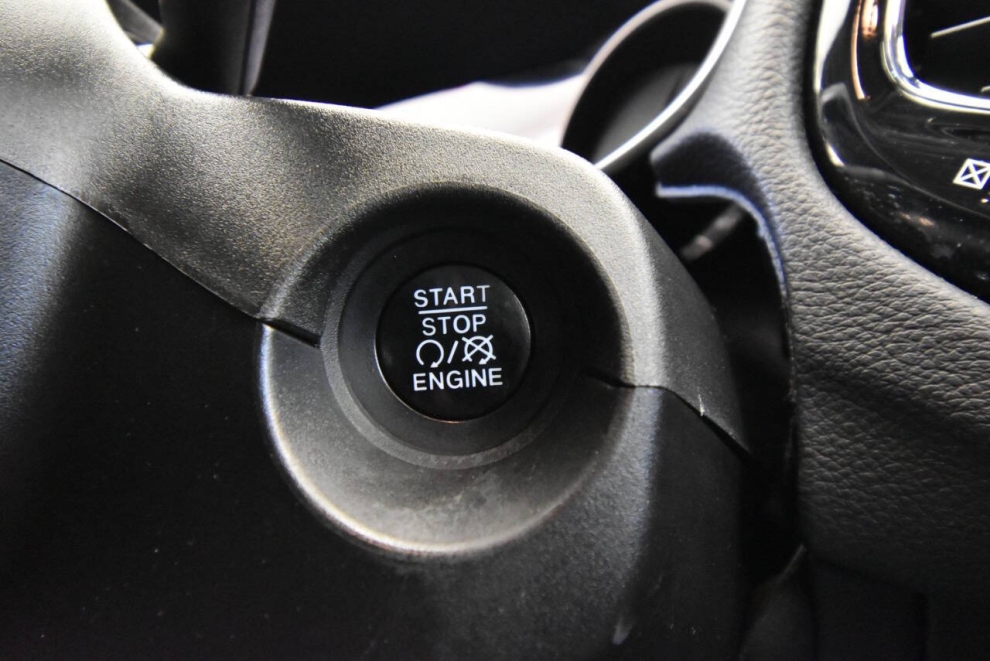 2018 Jeep Compass Limited 4x4 4dr SUV, , Mileage: 65,472 - photo 18