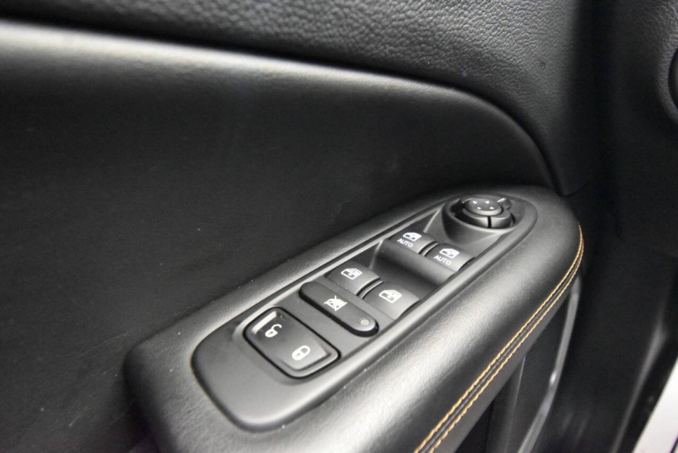 2018 Jeep Compass Limited 4x4 4dr SUV, , Mileage: 65,472 - photo 28