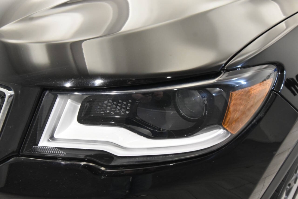 2018 Jeep Compass Limited 4x4 4dr SUV, , Mileage: 65,472 - photo 8