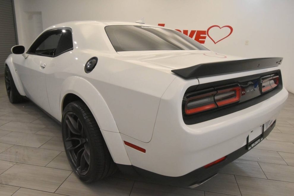 2020 Dodge Challenger SCAT PACK, , Mileage: 43,578 - photo 2