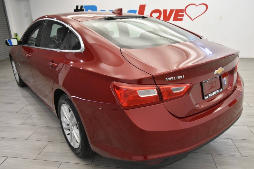 2018 Chevrolet Malibu LT 4dr Sedan, , Mileage: 40,891 - photo 2