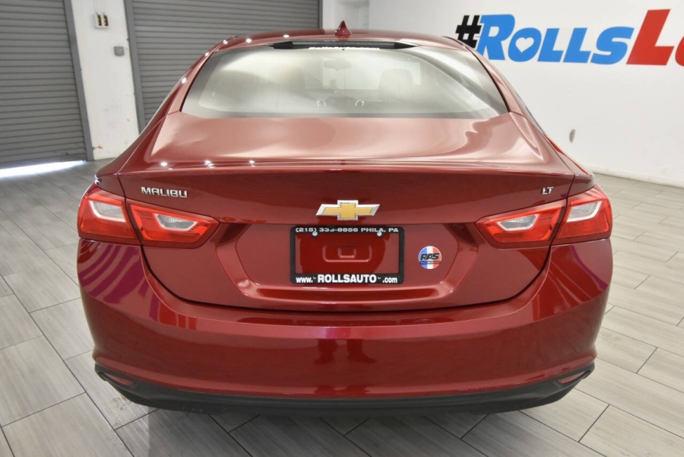 2018 Chevrolet Malibu LT 4dr Sedan, , Mileage: 40,891 - photo 3