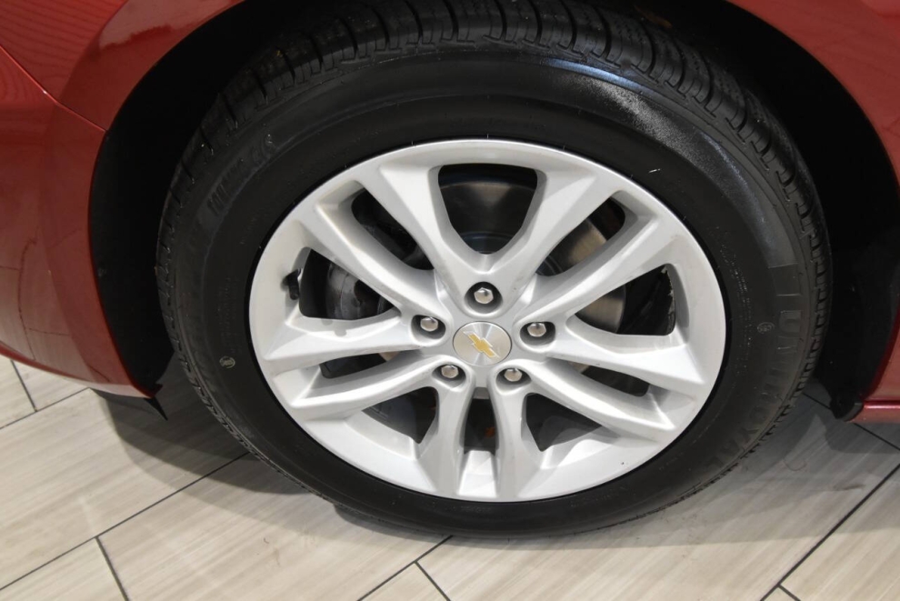 2018 Chevrolet Malibu LT 4dr Sedan, , Mileage: 40,891 - photo 9