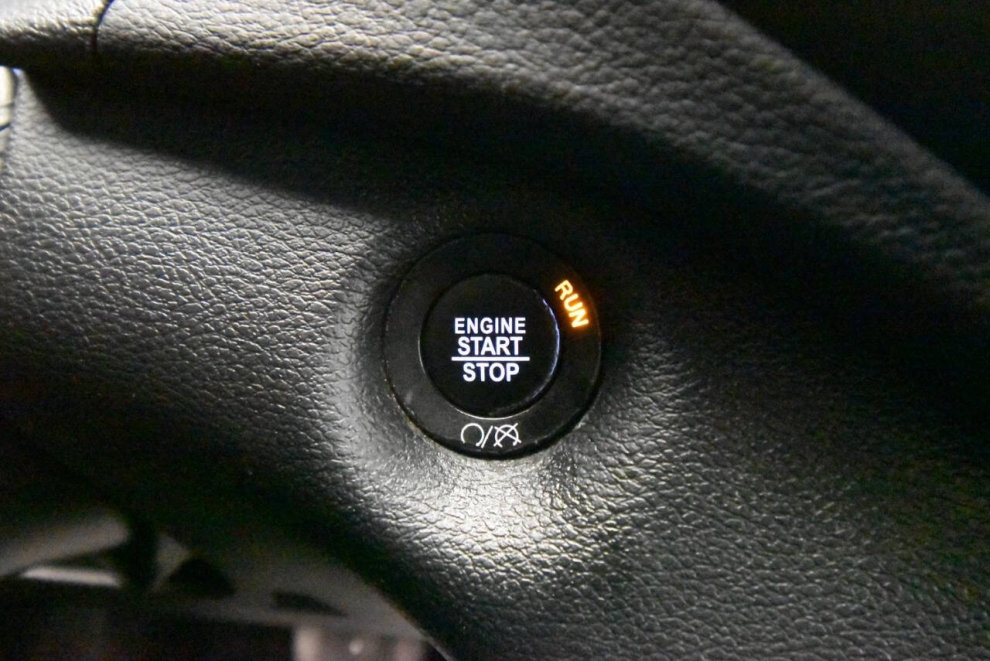 2019 Jeep Cherokee High Altitude 4x4 4dr SUV, Gray, Mileage: 60,207 - photo 22