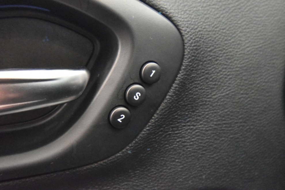 2019 Jeep Cherokee High Altitude 4x4 4dr SUV, Gray, Mileage: 60,207 - photo 29