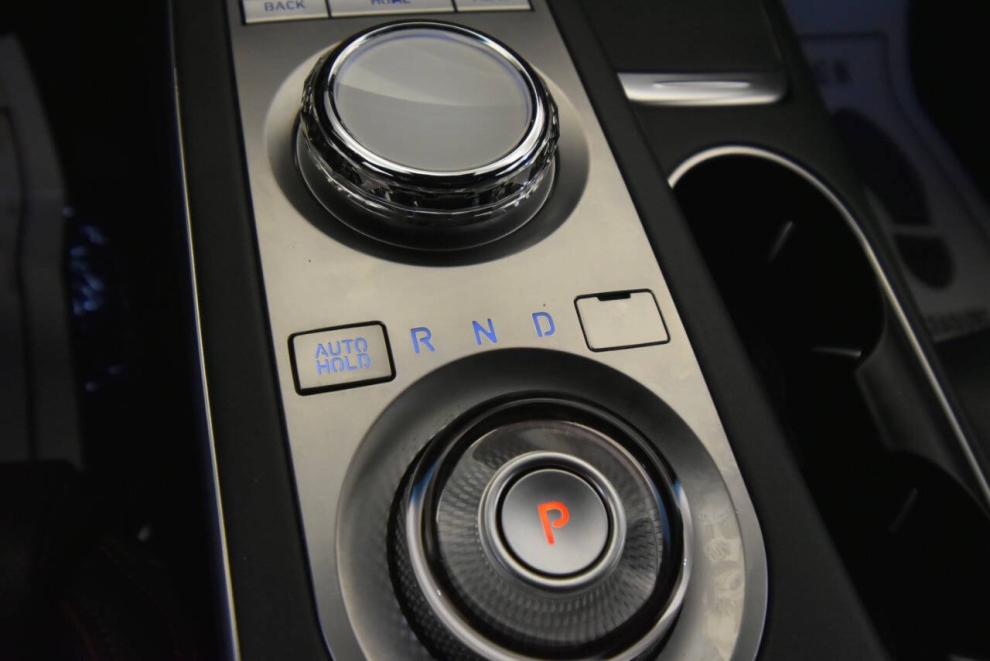 2022 Genesis GV70 2.5T Standard AWD 4dr SUV, White, Mileage: 65,042 - photo 18