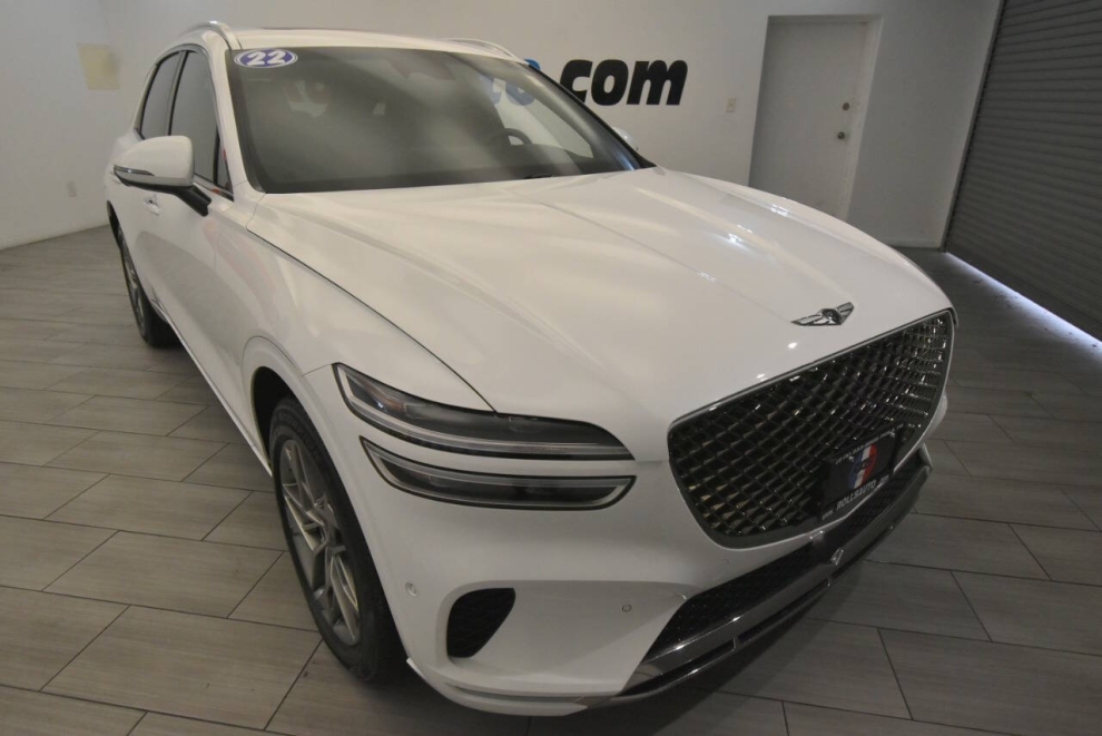 2022 Genesis GV70 2.5T Standard AWD 4dr SUV, White, Mileage: 65,042 - photo 6