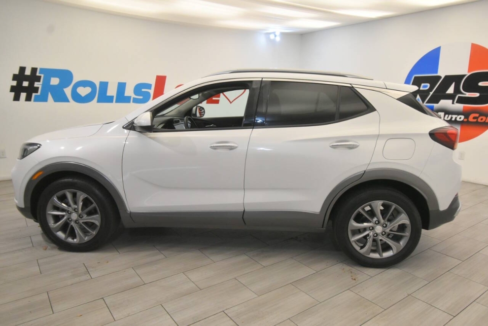 2021 Buick Encore GX Essence 4dr Crossover, White, Mileage: 73,053 - photo 1