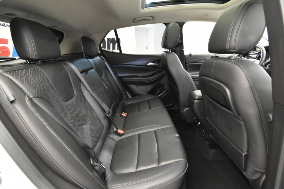 2021 Buick Encore GX Essence 4dr Crossover, White, Mileage: 73,053 - photo 15