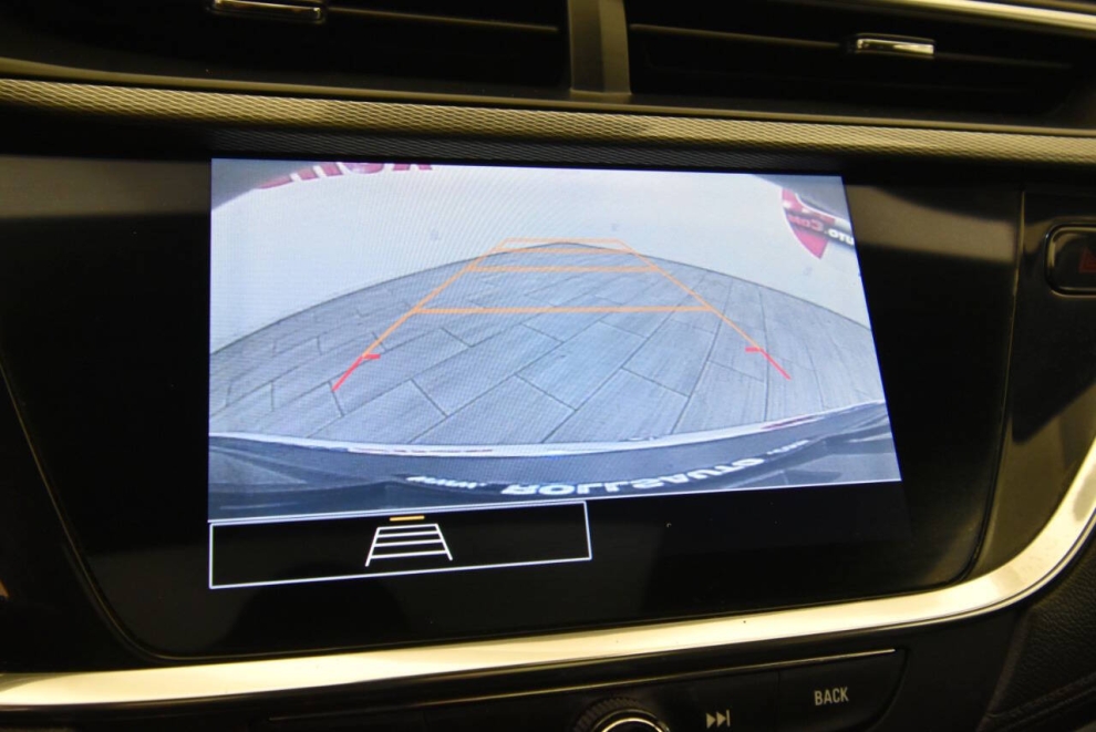 2021 Buick Encore GX Essence 4dr Crossover, White, Mileage: 73,053 - photo 21