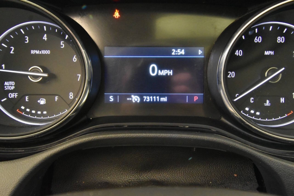 2021 Buick Encore GX Essence 4dr Crossover, White, Mileage: 73,053 - photo 27