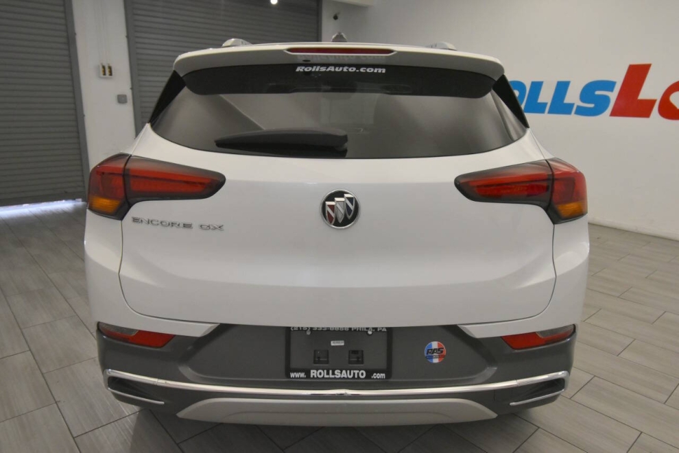 2021 Buick Encore GX Essence 4dr Crossover, White, Mileage: 73,053 - photo 3