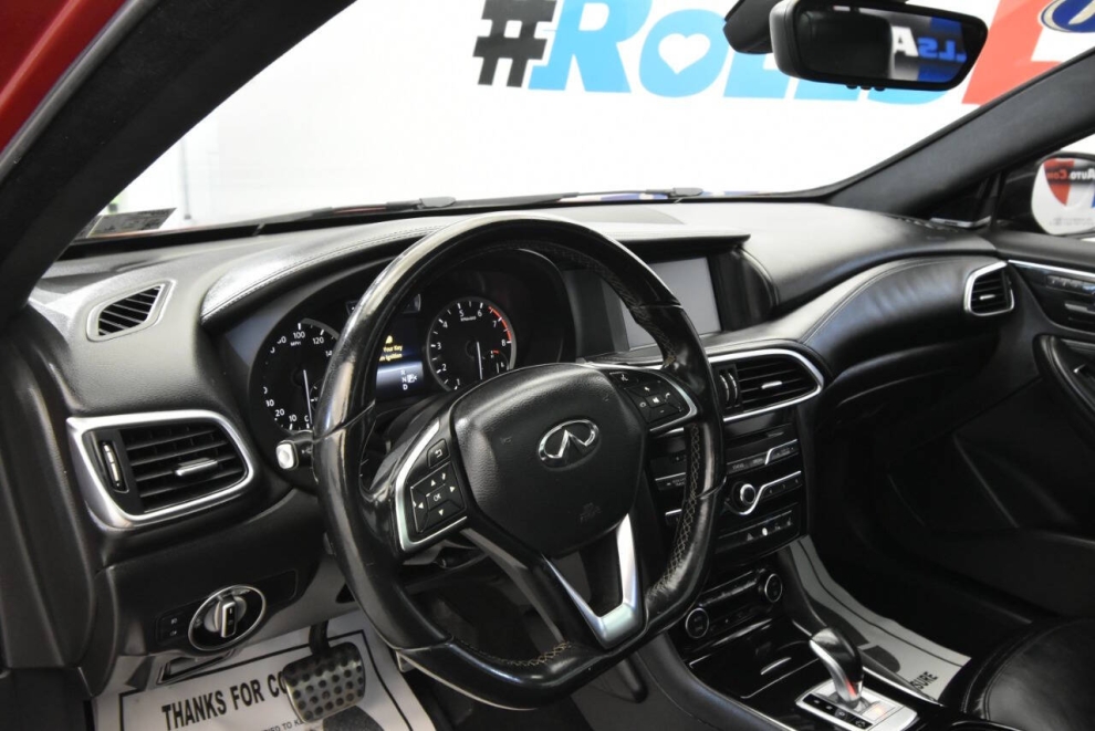 2017 Infiniti QX30 Sport 4dr Crossover, Red, Mileage: 99,636 - photo 10