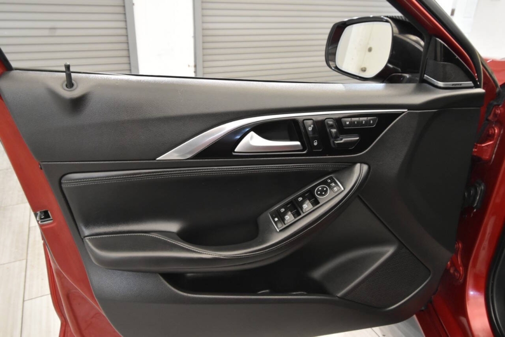 2017 Infiniti QX30 Sport 4dr Crossover, Red, Mileage: 99,636 - photo 11