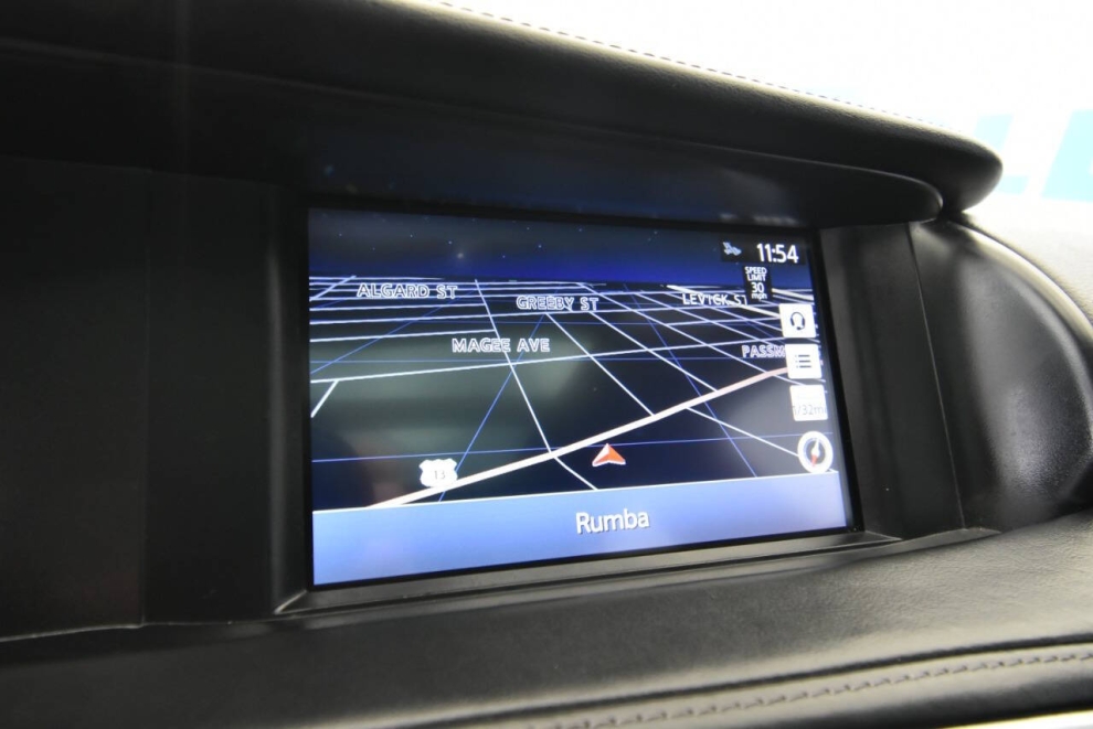 2017 Infiniti QX30 Sport 4dr Crossover, Red, Mileage: 99,636 - photo 23