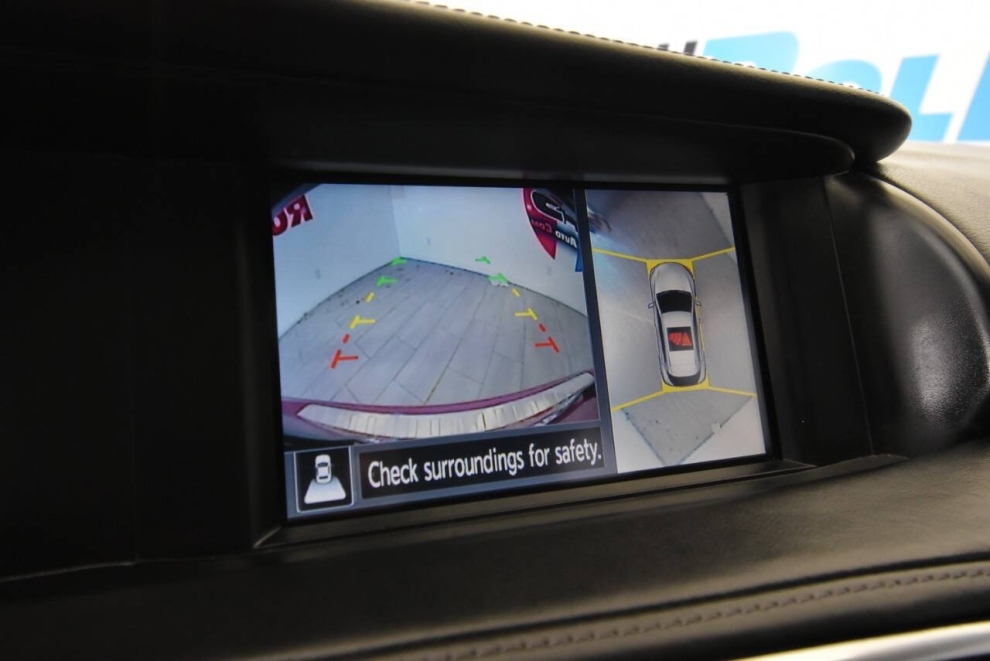 2017 Infiniti QX30 Sport 4dr Crossover, Red, Mileage: 99,636 - photo 24