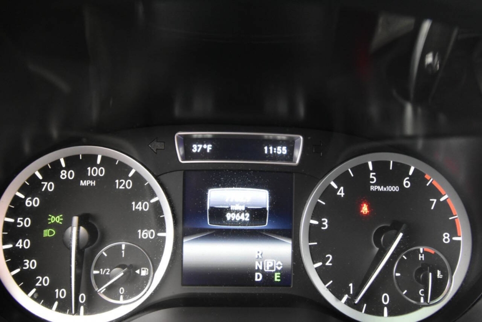 2017 Infiniti QX30 Sport 4dr Crossover, Red, Mileage: 99,636 - photo 28