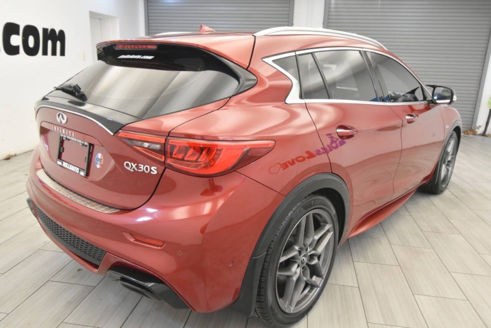 2017 Infiniti QX30 Sport 4dr Crossover, Red, Mileage: 99,636 - photo 4