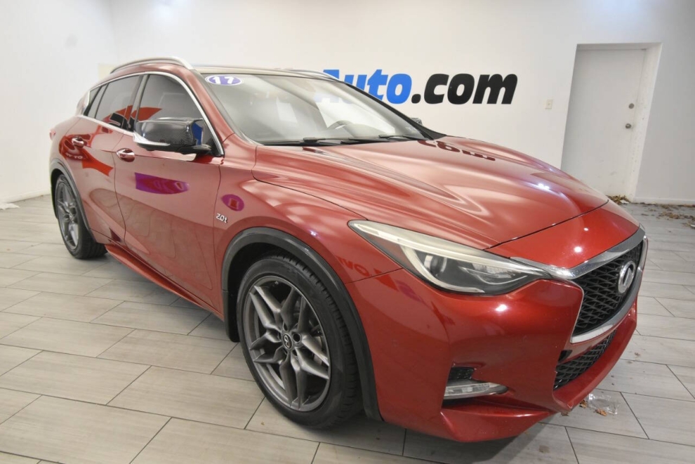 2017 Infiniti QX30 Sport 4dr Crossover, Red, Mileage: 99,636 - photo 6